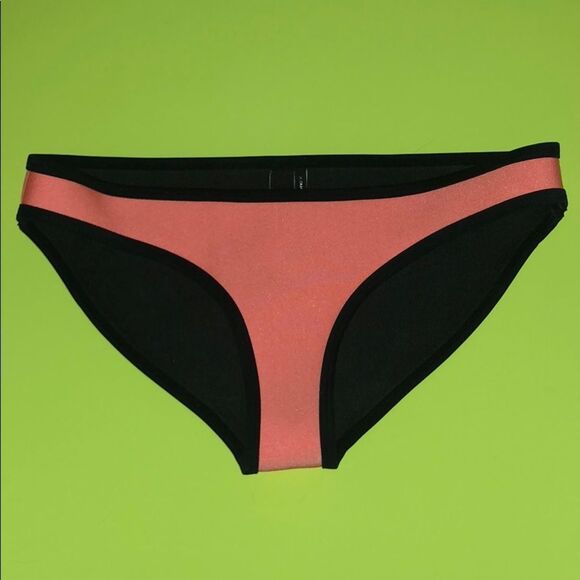 Triangl Neoprene Bikini Bottom - Picture 8 of 8